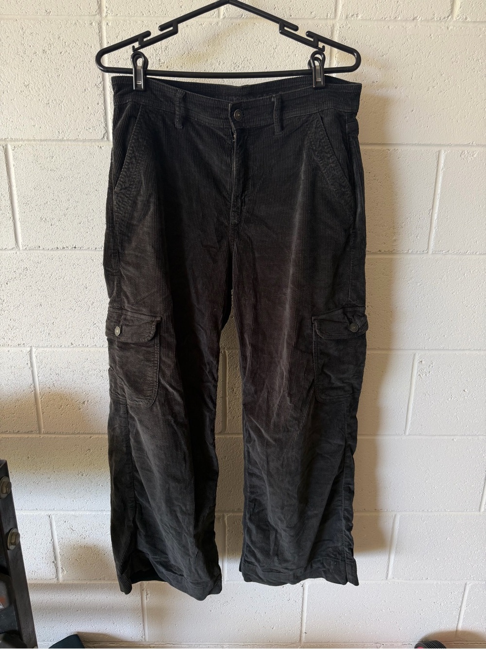 American eagle black corduroy super high rise baggy wide leg pants size 10 women